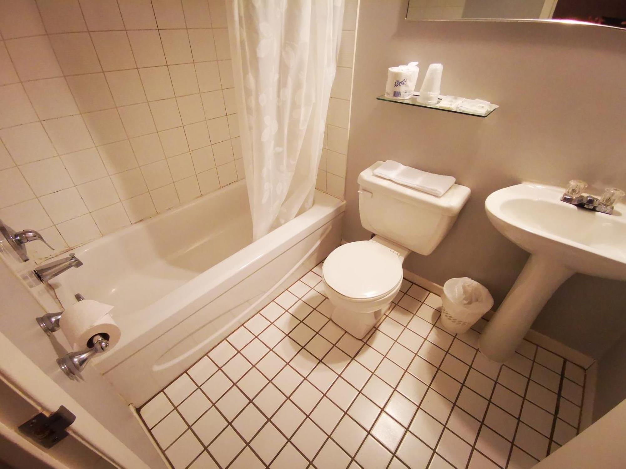Hotel Alila サン・ソヴェ－ル・デ・モン 部屋 写真